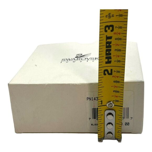 Candy Cane Rhinestone Bow Swarovski Crystal Holiday Gold Tone Brooch NEW IN BOX - Picture 12 of 12